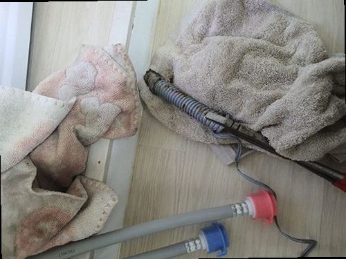 부산 남구 문현3동 하수구막힘 배관 내부를 점검하고 이물질을 확인하는 과정